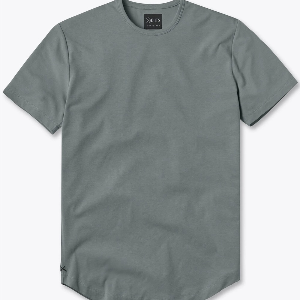 Medium Cuts Clothing curved hem t-shirt